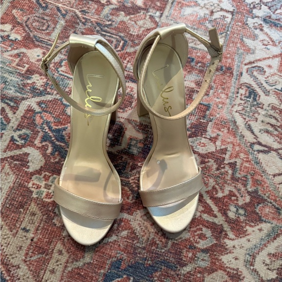 Lulu’s gold Ankle Strap Heels. Size 7 - Picture 2 of 6